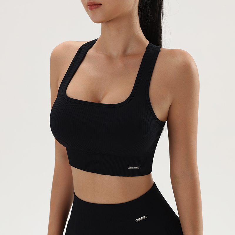 بلوزة رياضية نسائية بدون خياطة - مراجعة Tank Top Ribbed وسعره