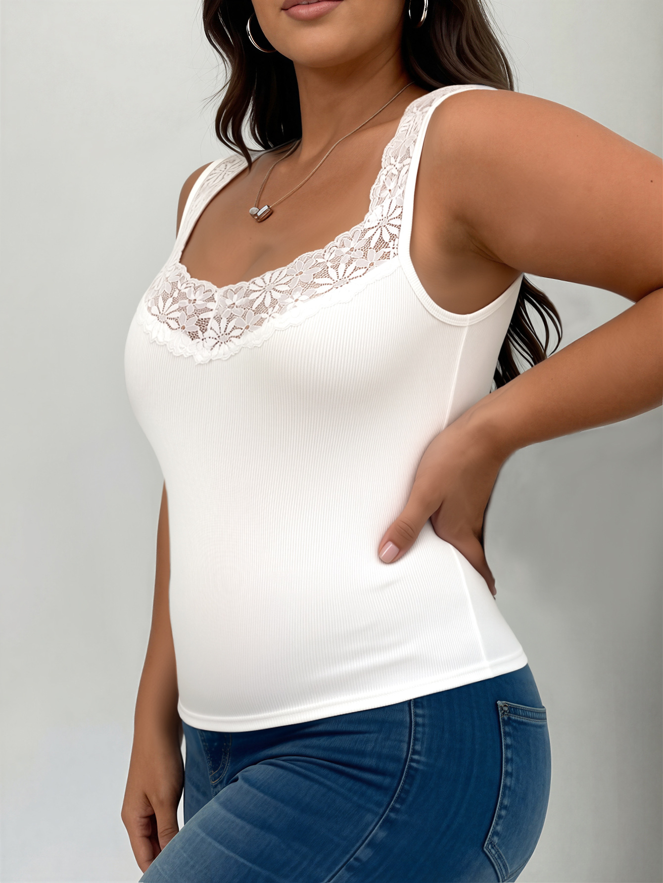 توب نسائي بمقاسات كبيرة من Y2K - مراجعة Tank Top Ribbed وسعره